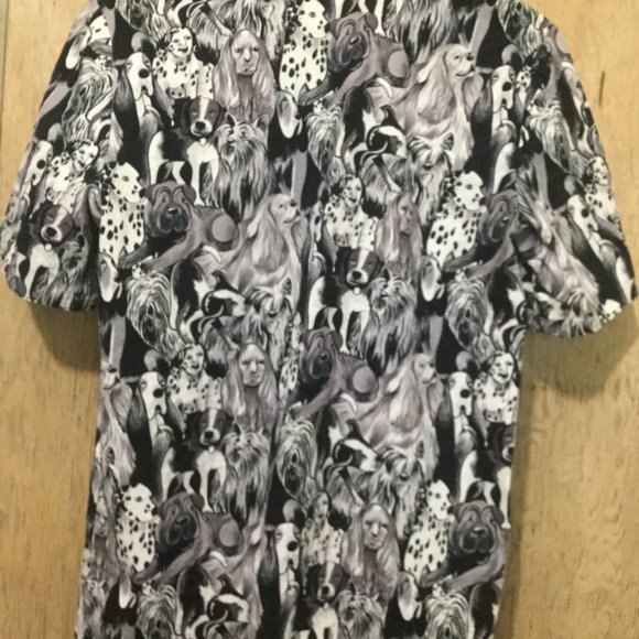 Hand made Novelty print, allover dog print top measures 21 pit to pit - Picture 3 of 4